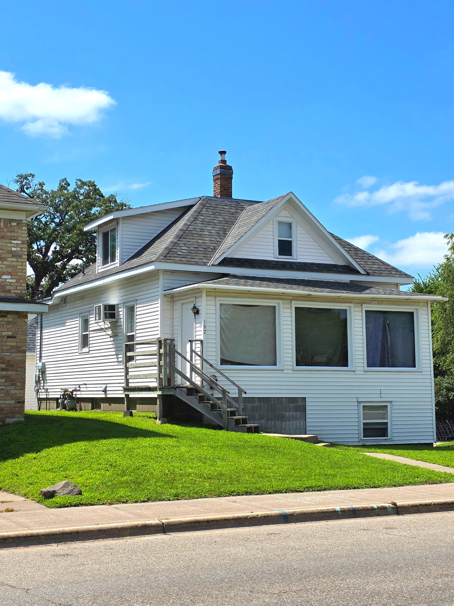 157 10th Ave N, Waite Park, MN à vendre Photo de l’immeuble– Image 1 sur 23