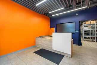 Plus de détails pour 109 2nd Av W, Vancouver, BC - Local commercial à louer