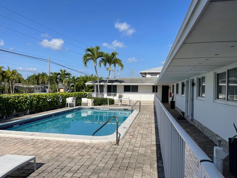 231 SW 15th St, Pompano Beach, FL à vendre - Photo de l’immeuble – Image 2 sur 26
