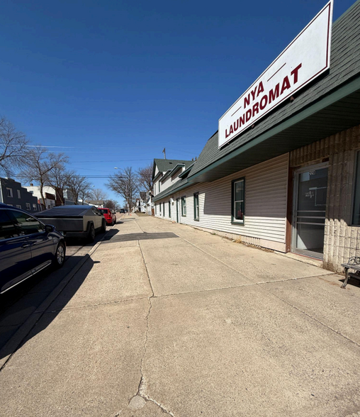 228 Main St E, Norwood Young America, MN à vendre - Photo de l’immeuble – Image 3 sur 10