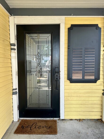 348-350 Cernon St, Vacaville, CA à louer - Photo de l’immeuble – Image 3 sur 10