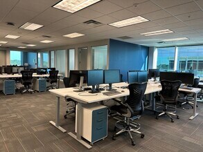 4600 Touchton Rd, Jacksonville, FL à louer Photo intérieure– Image 1 sur 43