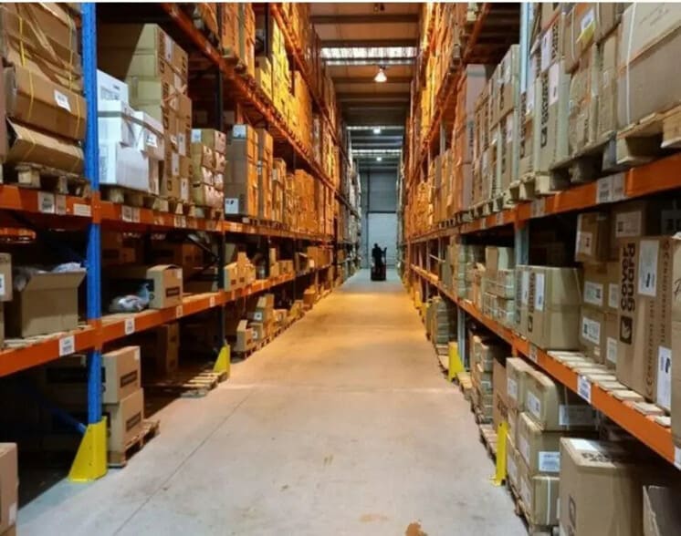 Local d’activités dans Miribel à louer - Photo intérieure – Image 3 sur 3