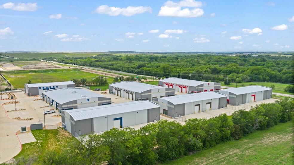 5601 FM 973, Del Valle, TX à louer - Photo de l’immeuble – Image 3 sur 33