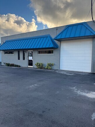 Plus de détails pour 442 S Dixie Hwy, Pompano Beach, FL - Industriel/Logistique à louer