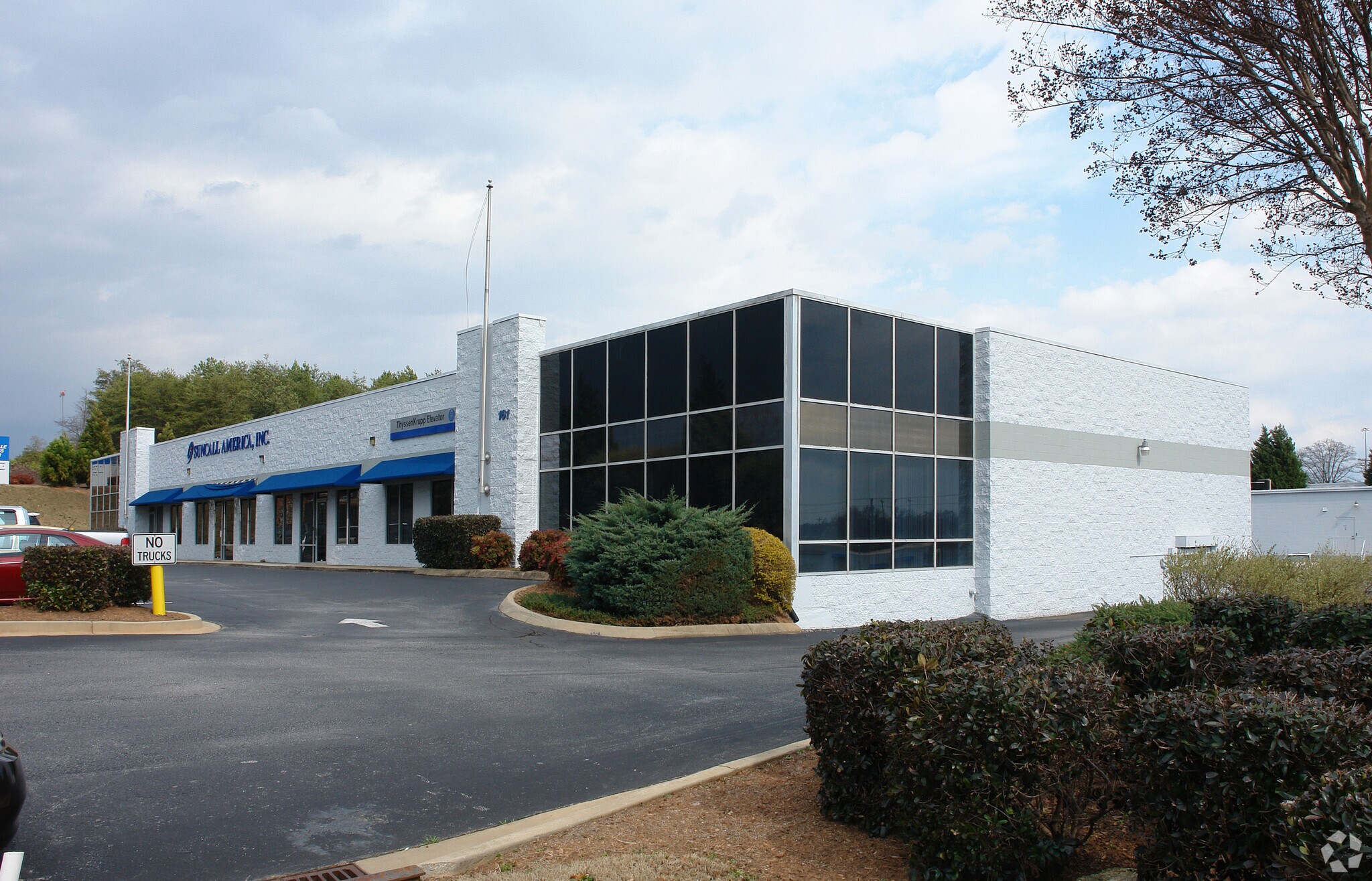 161 Johns Rd, Greer, SC à louer Photo principale– Image 1 sur 5