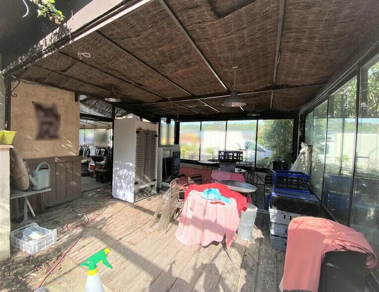 Local commercial dans Mougins à vendre - Photo de l’immeuble – Image 3 sur 7