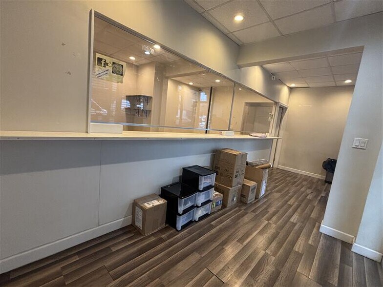 3764 94th St, Jackson Heights, NY à louer - Photo intérieure – Image 3 sur 9