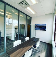 474 Hazeldean Rd, Ottawa, ON à louer Photo intérieure– Image 2 sur 6