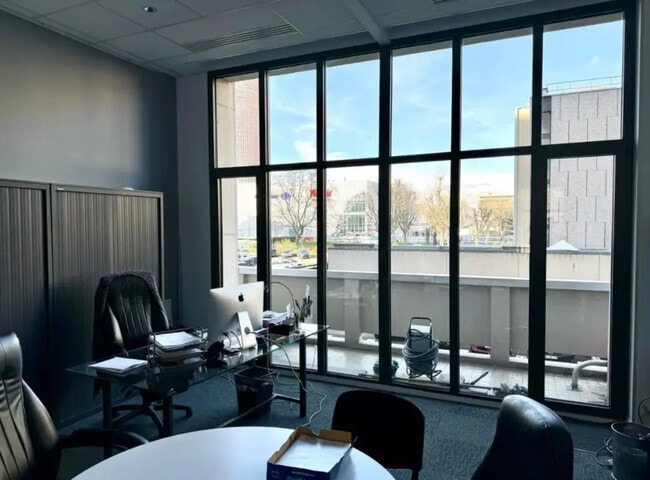 Plus de détails pour 10 Rue Des Cuirassiers, Lyon - Bureau à louer