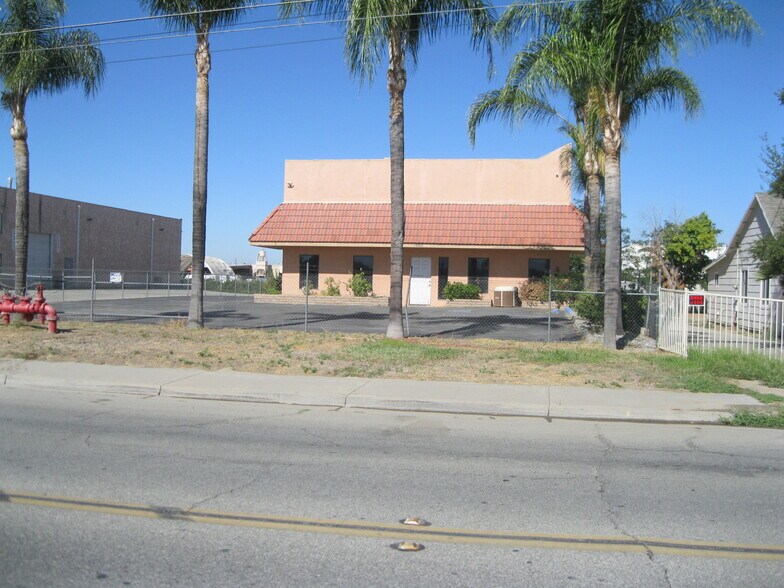 1262 S Santa Fe Ave, San Jacinto, CA à vendre - Photo de l’immeuble – Image 2 sur 27