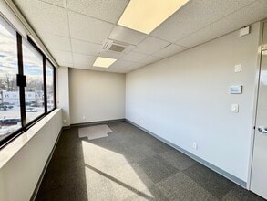 111 Brook St, Scarsdale, NY à louer Photo intérieure– Image 1 sur 2