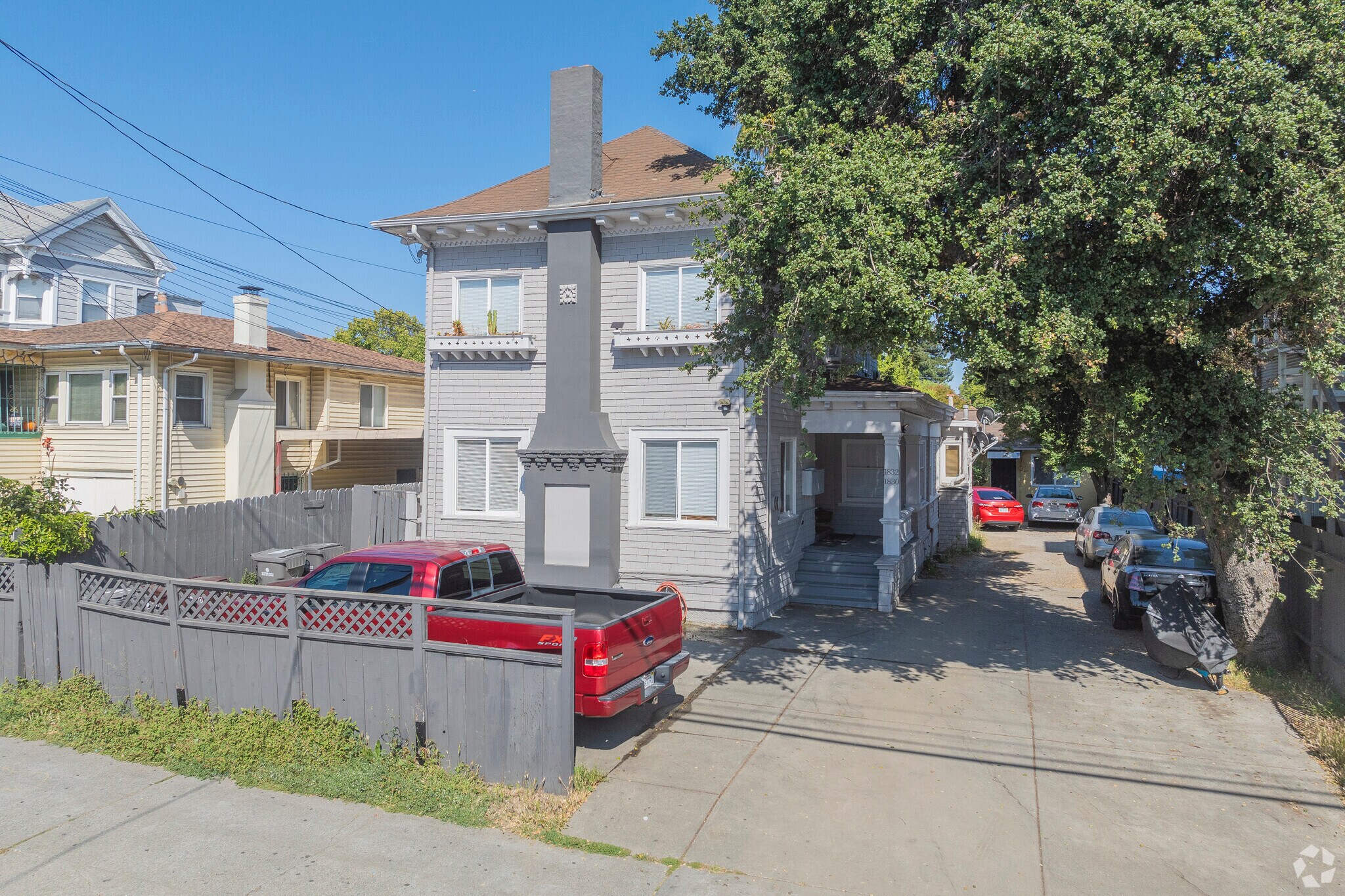 1832 Fruitvale Ave, Oakland, CA à vendre Photo principale– Image 1 sur 11
