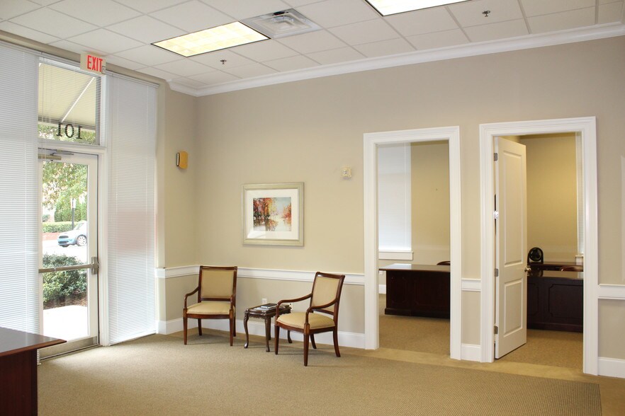 101 E McBee Ave, Greenville, SC à louer - Autre – Image 3 sur 13