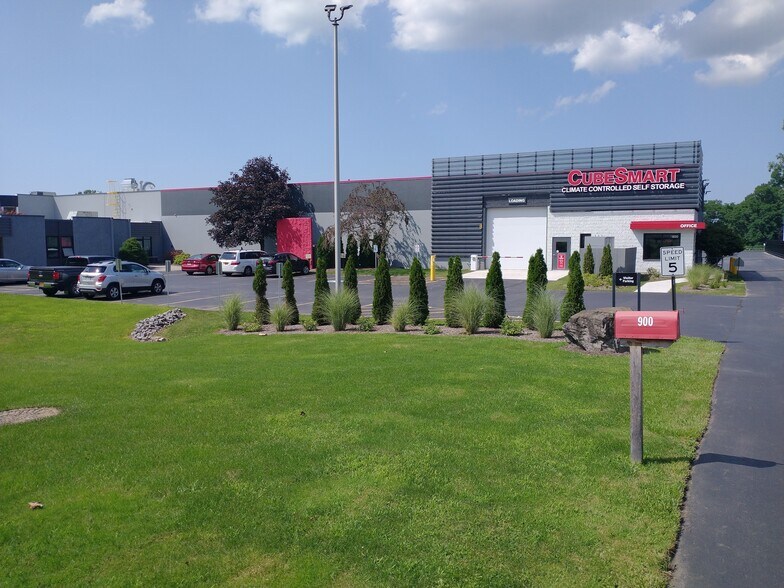 900 W Linden Ave, Rochester, NY à louer - Photo de l’immeuble – Image 3 sur 3