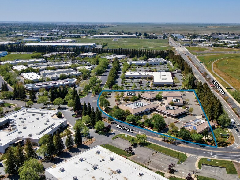 3736 Atherton Rd, Rocklin, CA à louer - Photo de l’immeuble – Image 3 sur 4