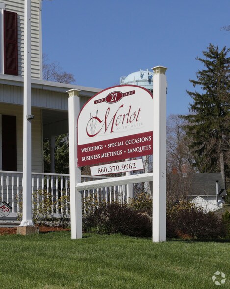 27 Depot St, Broad Brook, CT à vendre - Photo de l’immeuble – Image 2 sur 34
