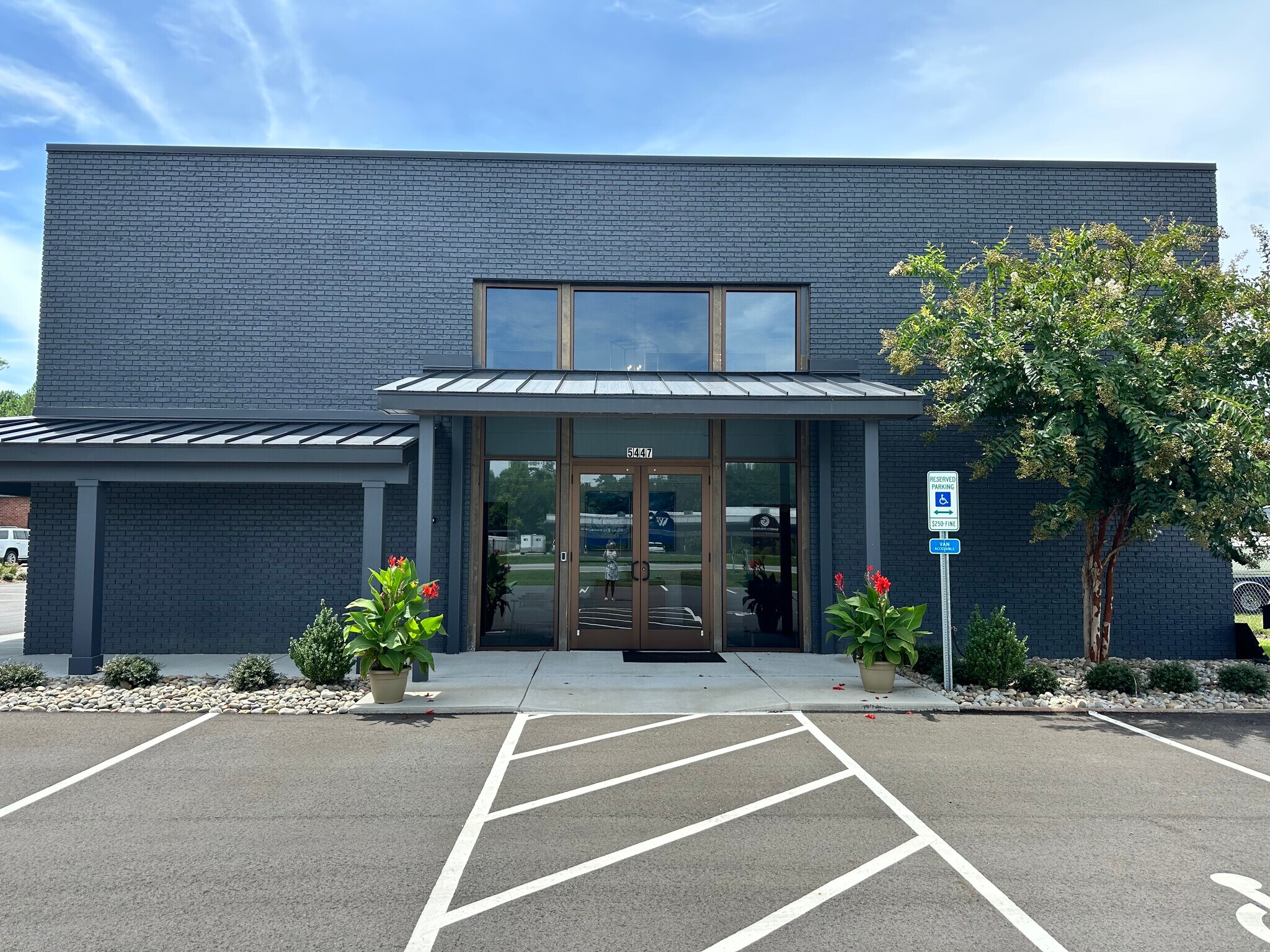 5447 Hwy 70, Morehead City, NC à louer Photo de l’immeuble– Image 1 sur 13