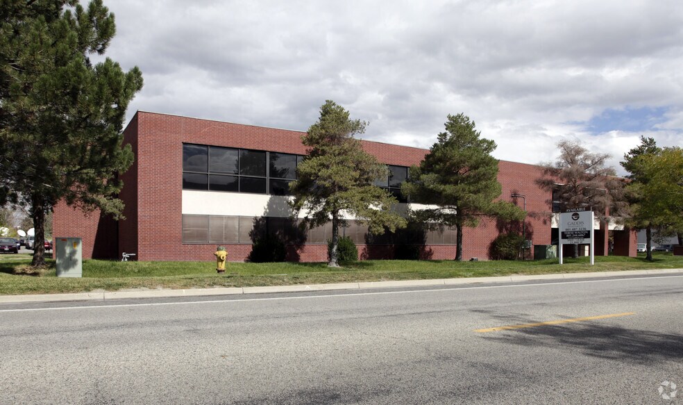 5160 Wiley Post Way, Salt Lake City, UT à louer - Photo principale – Image 1 sur 4