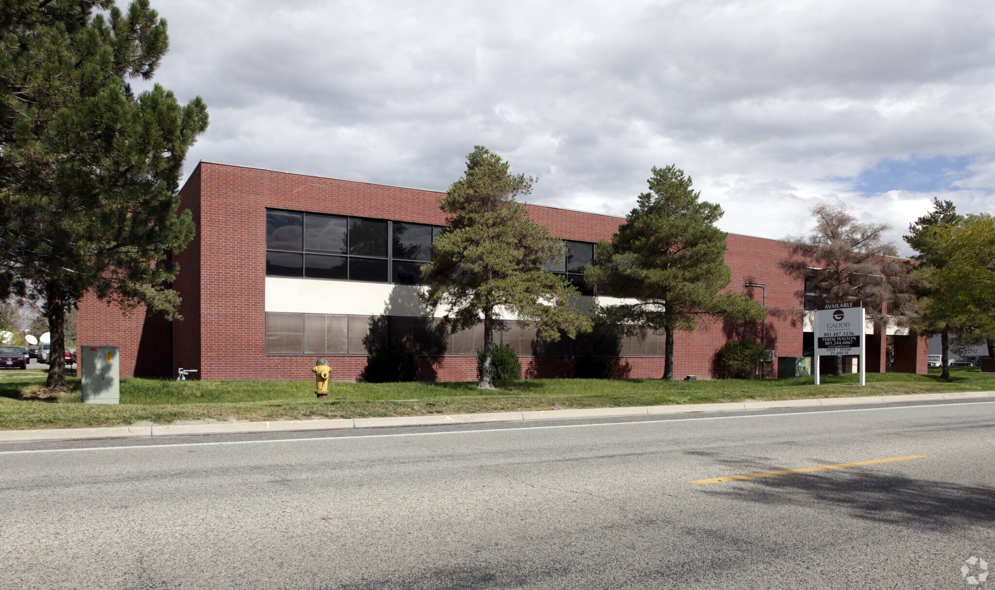 5160 Wiley Post Way, Salt Lake City, UT à louer Photo principale– Image 1 sur 5