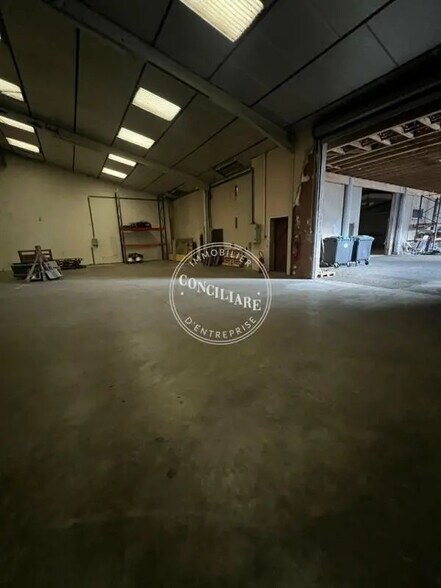 Industriel/Logistique dans Plaisance-du-Touch à vendre - Photo intérieure – Image 2 sur 5