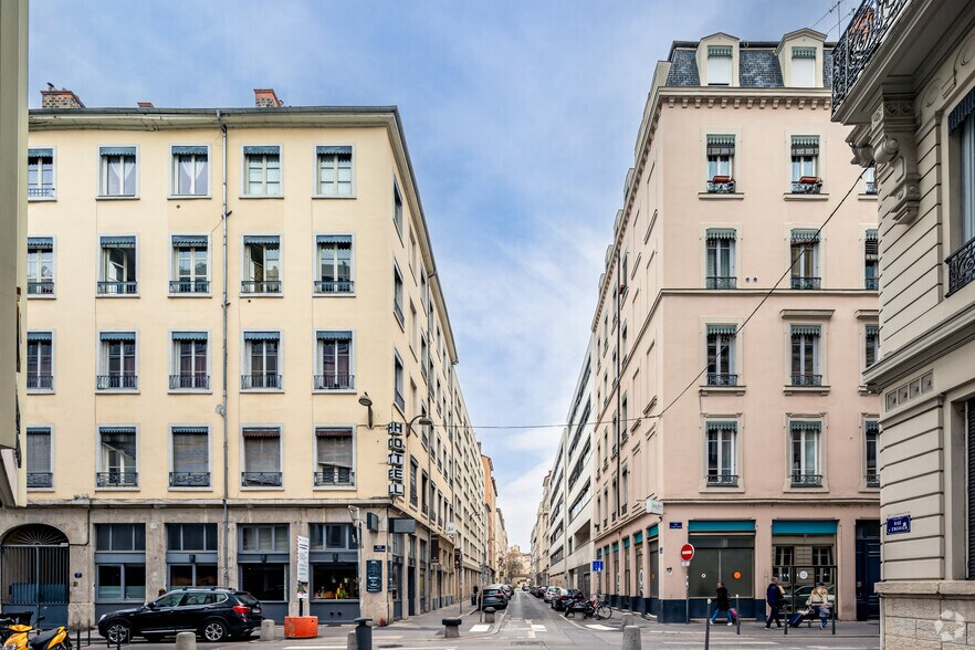 Bureau dans Lyon à louer - Photo de l’immeuble – Image 2 sur 6