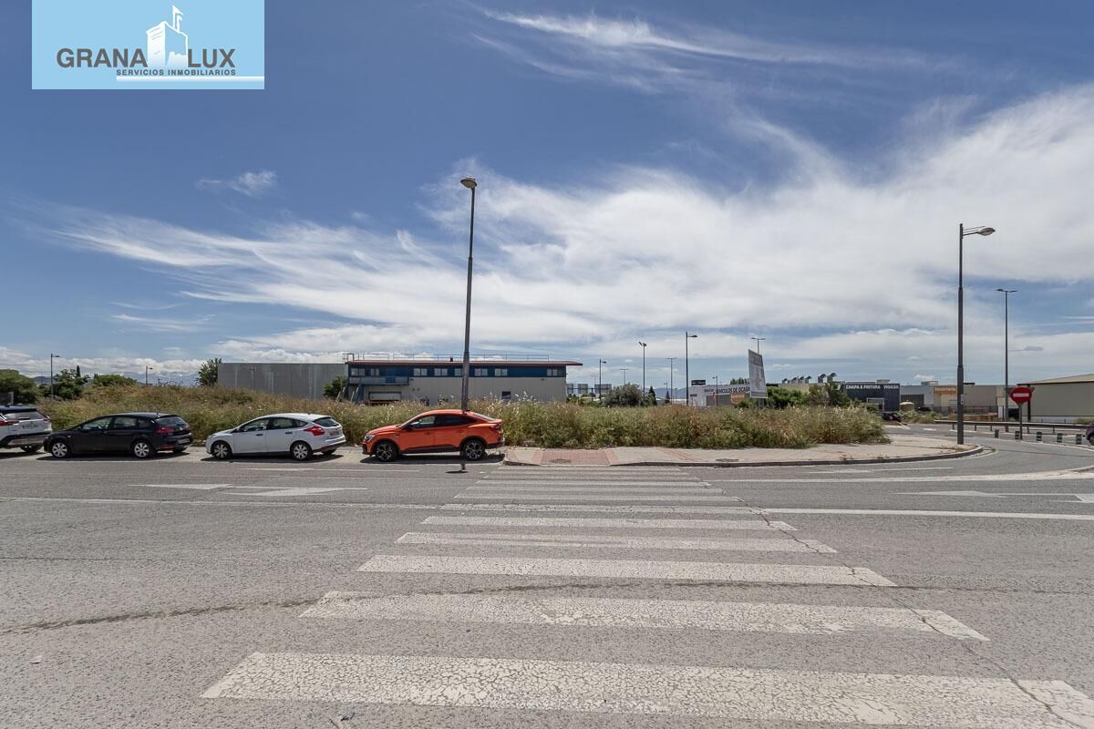 Carretera de Córdoba, 69, Granada, Granada à vendre Photo principale– Image 1 sur 13