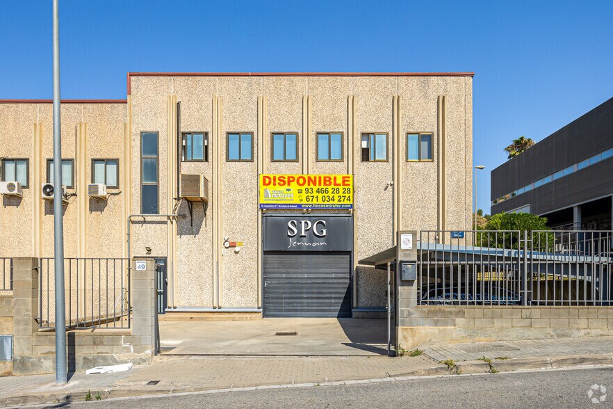 Industriel/Logistique dans Badalona, Barcelona à louer - Photo de l’immeuble – Image 3 sur 4
