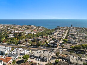 3800 E Coast Hwy, Newport Beach, CA - Vue aérienne vue de carte - Image1