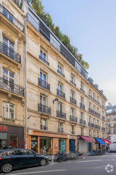 16 Rue Drouot, Paris à louer - Photo de l’immeuble – Image 2 sur 4