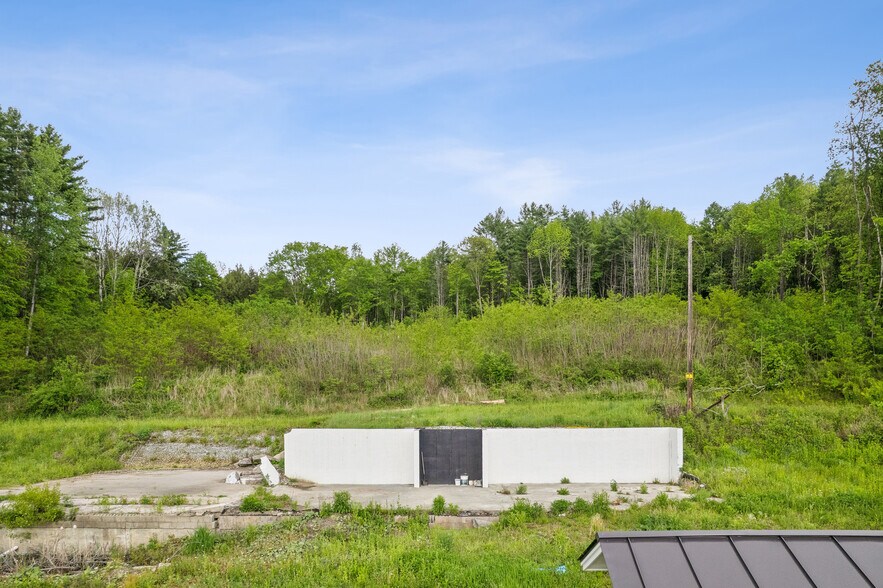 5894 VT 14, South Royalton, VT à vendre - Photo principale – Image 1 sur 12