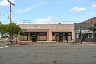 Plus de détails pour 702-704 E Davis St, Burlington, NC - Local commercial à vendre