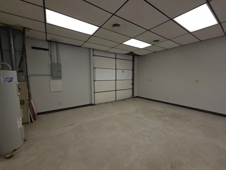 1201 Airport Rd, Ames, IA à louer - Photo intérieure – Image 3 sur 8