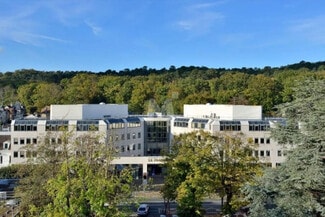 Plus de détails pour Bureau, Local commercial à louer