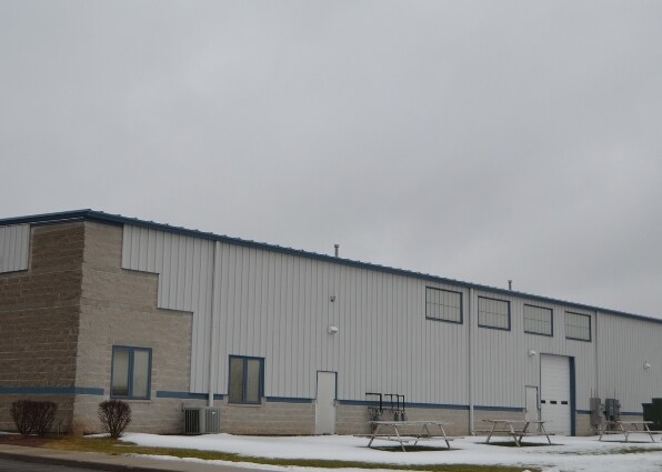 5402 Austin Ct, Ringwood, IL à louer - Photo de l’immeuble – Image 2 sur 7