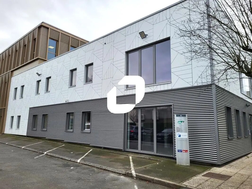 Bureau dans Marcq-en-Baroeul à louer Photo de l’immeuble– Image 1 sur 8
