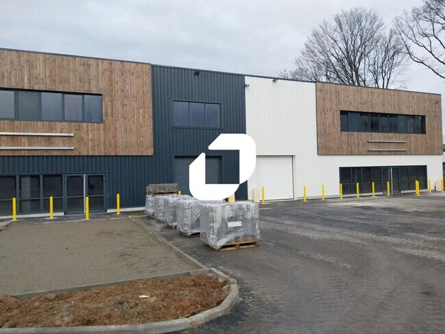 Plus de détails pour Local commercial à louer