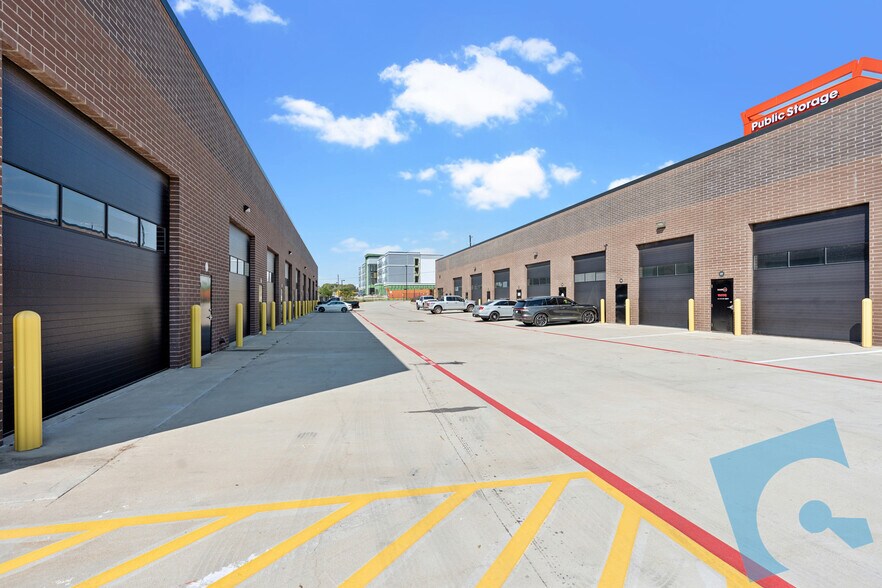 4451 Dale Earnhardt Way, Northlake, TX à louer - Photo de l’immeuble – Image 2 sur 8