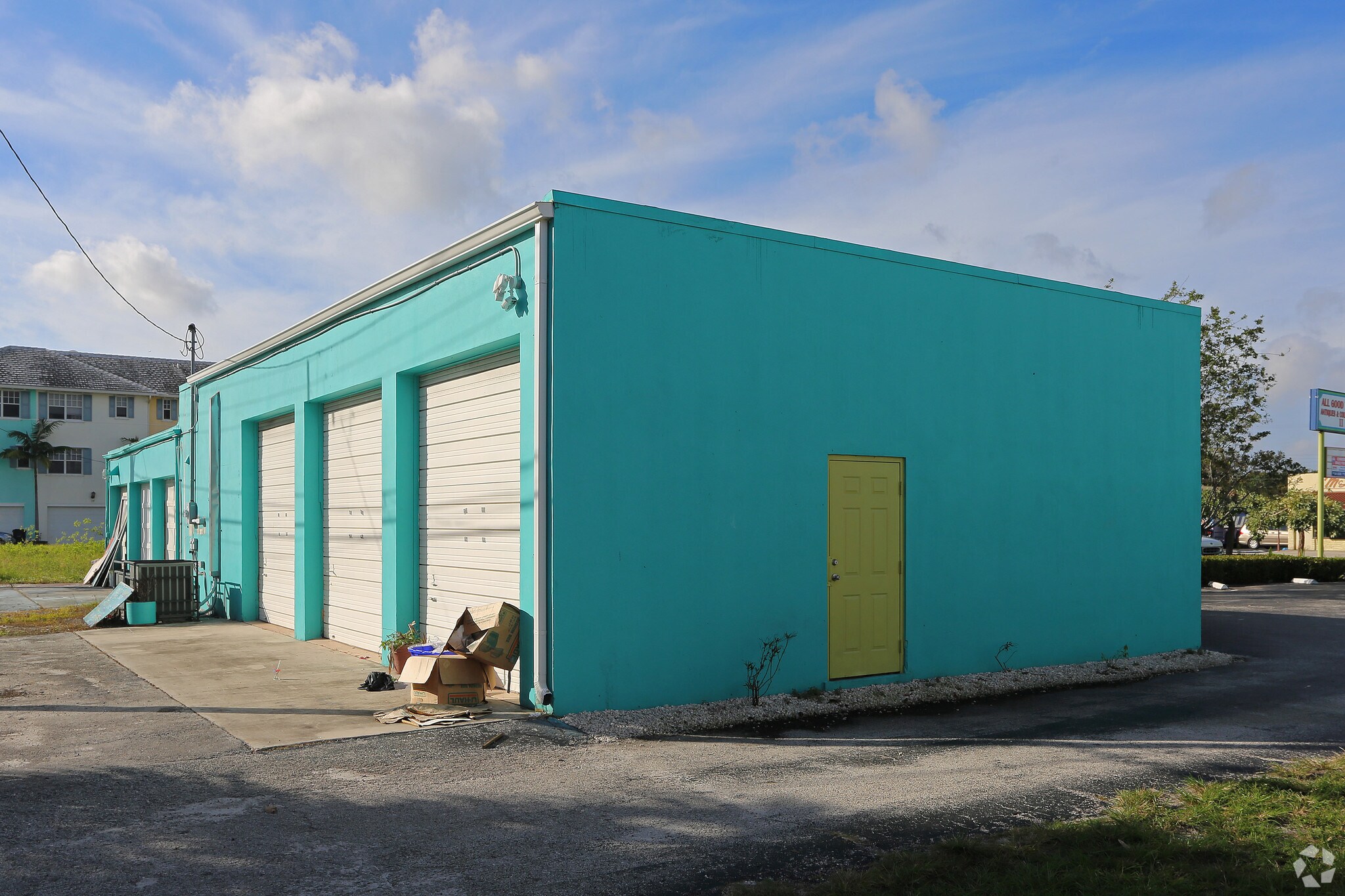 318 N Dixie Hwy, Lake Worth, FL à vendre Photo de l’immeuble– Image 1 sur 6
