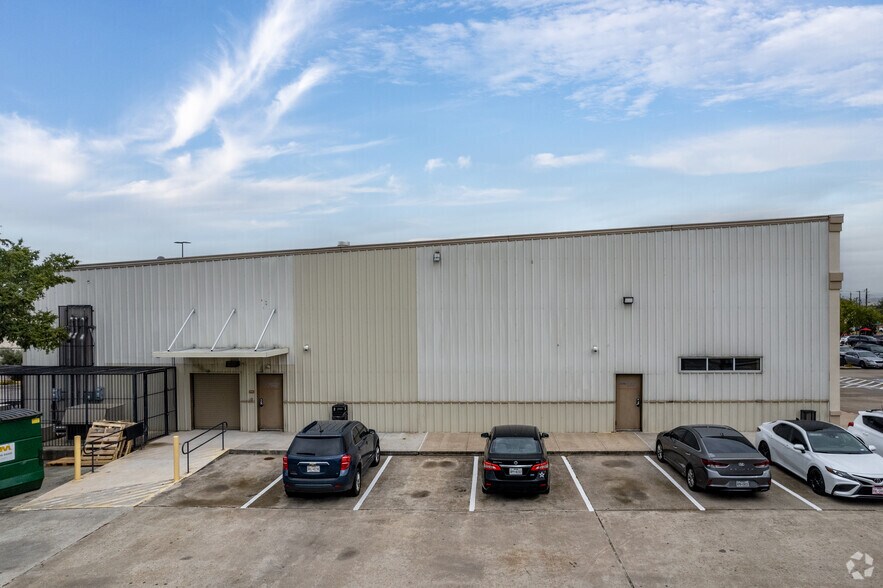 3150 Burke Rd, Pasadena, TX à vendre - Photo de l’immeuble – Image 3 sur 14