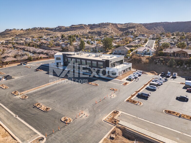 1575 River Rd, St George, UT à vendre - Photo de l’immeuble – Image 2 sur 3