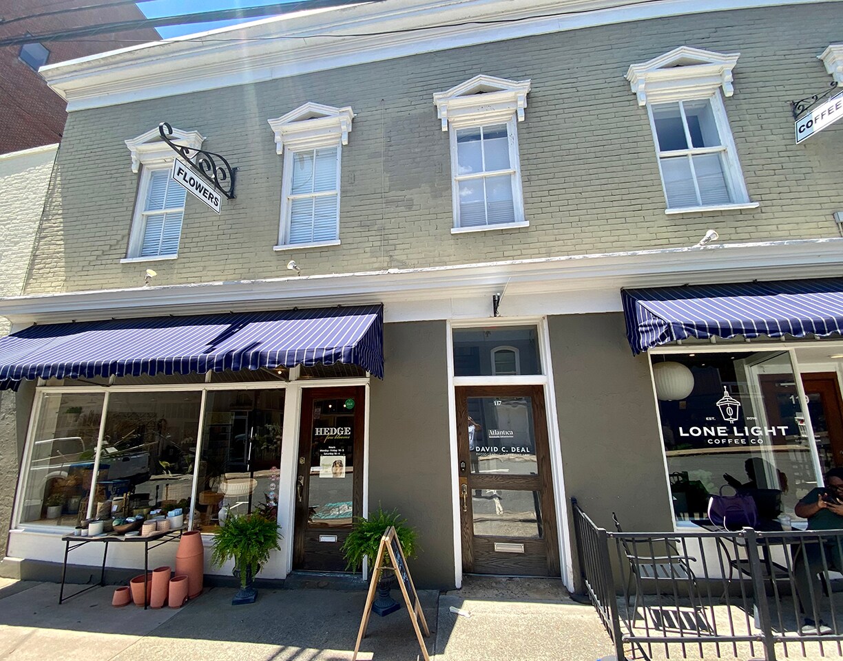 117 4th St, Charlottesville, VA à louer Photo de l’immeuble– Image 1 sur 5