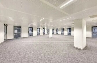 Bureau dans Lyon à louer Photo de l’immeuble– Image 1 sur 8