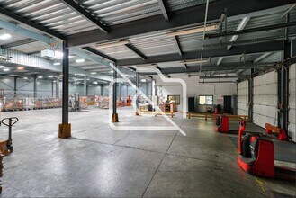 Industriel/Logistique dans Villeparisis à louer Photo intérieure– Image 1 sur 6