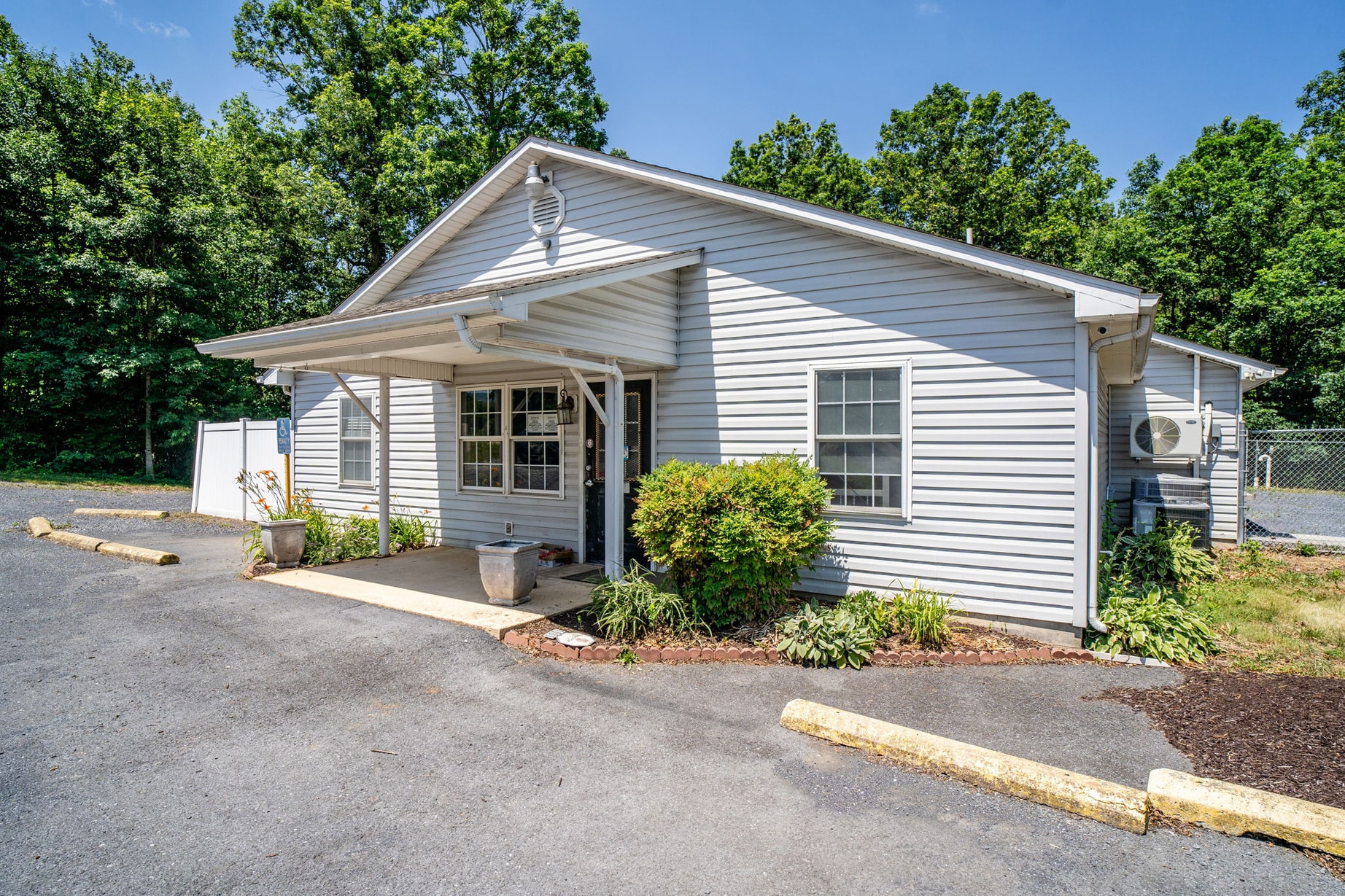 1001 Mount Torrey Rd, Lyndhurst, VA à vendre Photo principale– Image 1 sur 14