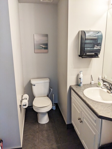 3204-3224 Parsons Rd NW, Edmonton, AB à louer - Photo intérieure – Image 2 sur 12