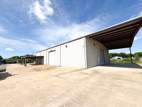 8904 Taub Rd, Houston, TX à louer Photo intérieure– Image 2 sur 6