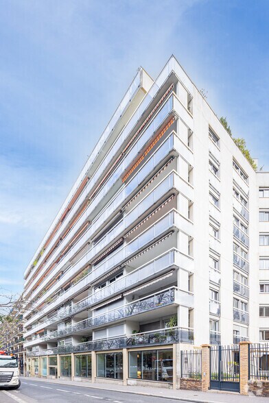 66 Rue De Crimée, Paris à vendre - Photo de l’immeuble – Image 3 sur 11
