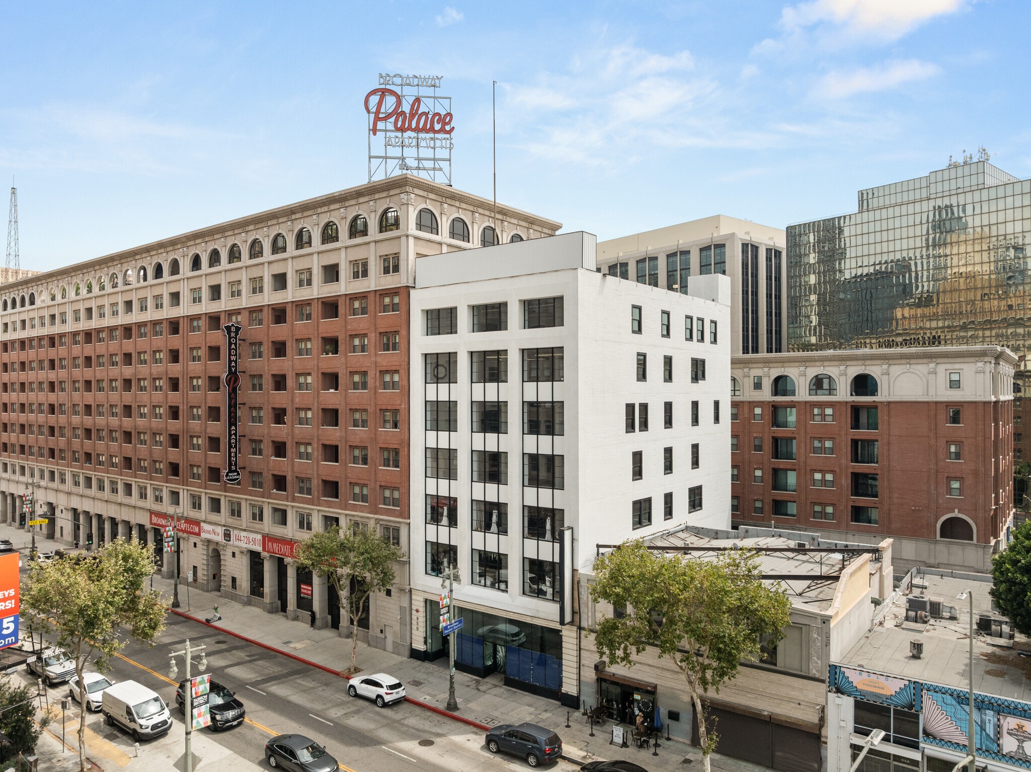 950 S Broadway, Los Angeles, CA à louer Photo de l’immeuble– Image 1 sur 32
