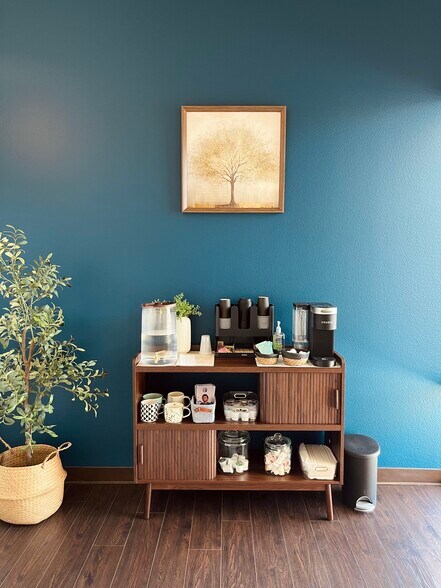580 N Wilma Ave, Ripon, CA à louer - Hall d’entrée – Image 3 sur 9